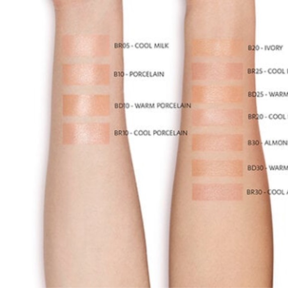 YSL Touche Eclat Le Teint Foundation B10 - Picture 9 of 9